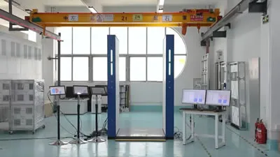 Досмотровый сканер миллиметрового диапазона HBS-7803 2