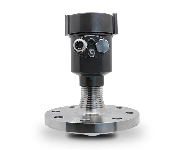 Бесконтактный радарный уровнемер