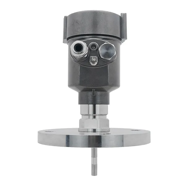 Радарный уровнемер с направленной волной